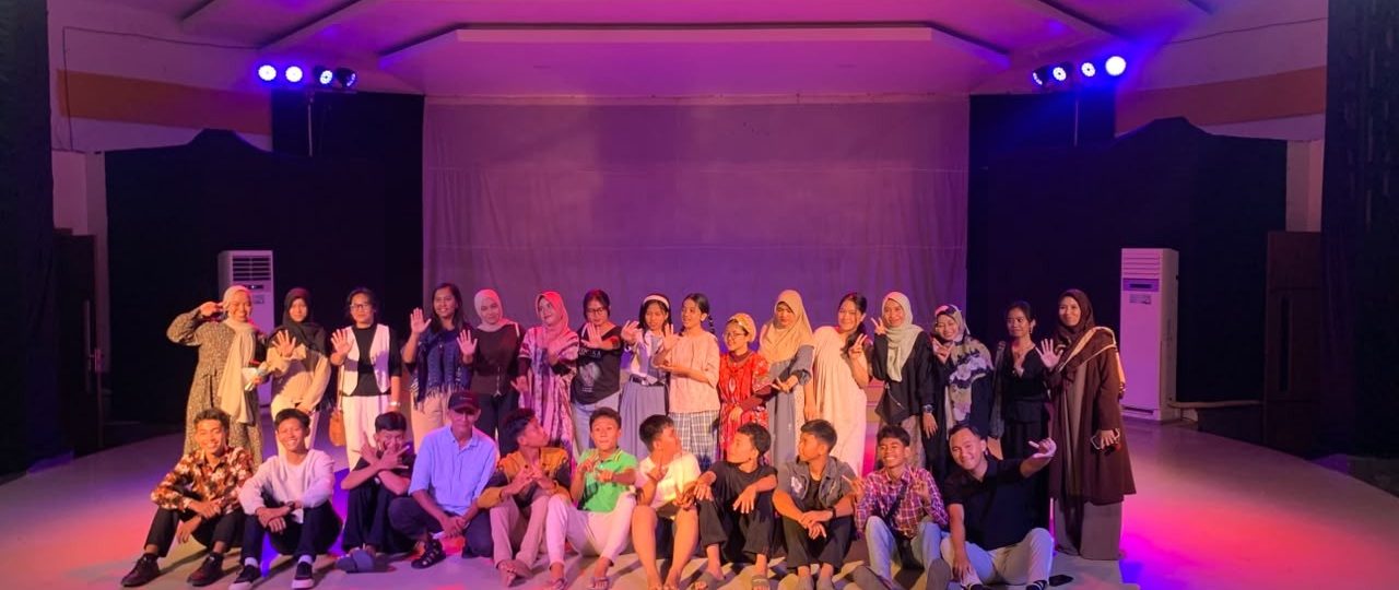 Panitia Pelaksana Pentas Seni Budaya Jaringan Perempuan Pesisir Sulawesi Tenggara
